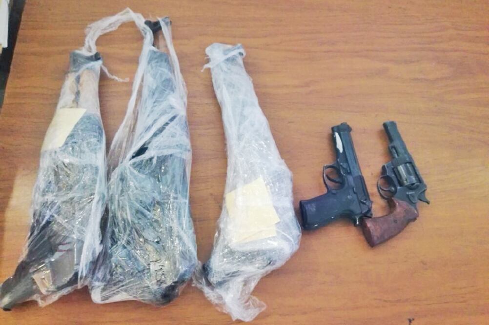 Los detenidos también estarían relacionados con el secuestro de varias personas, entre ellas paisanos procedentes de Estados Unidos. Foto: CORTESÍA: GRUPO DE COORDINACIÓN TAMAULIPAS