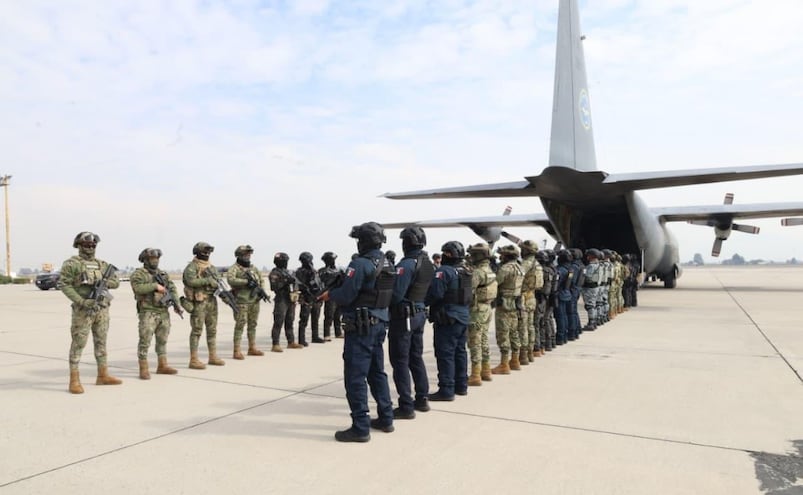 México traslada a EU a 37 reos; el hermano de "El Mencho" y cabecillas de los Beltrán Leyva y Cártel del Pacífico, entre ellos