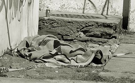 Hallan cuerpo de una mujer en Iztapalapa; estaba envuelta en cobija