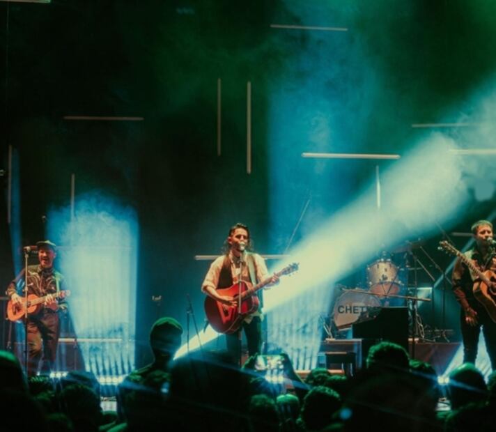 Chetes vuelve a los escenarios; recibe un Dr. Simi e invitados de lujo 