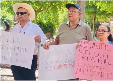 Escuela de psicología de Universidad de Sonora expulsa a estudiante autista; padres protestan y acusan discriminación