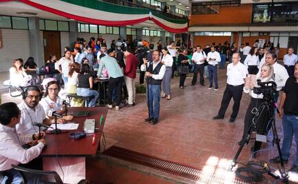 Universidad Autónoma de Tamaulipas lanza su nuevo programa "UAT en Vivo"; difunde talento estudiantil en primera transmisión