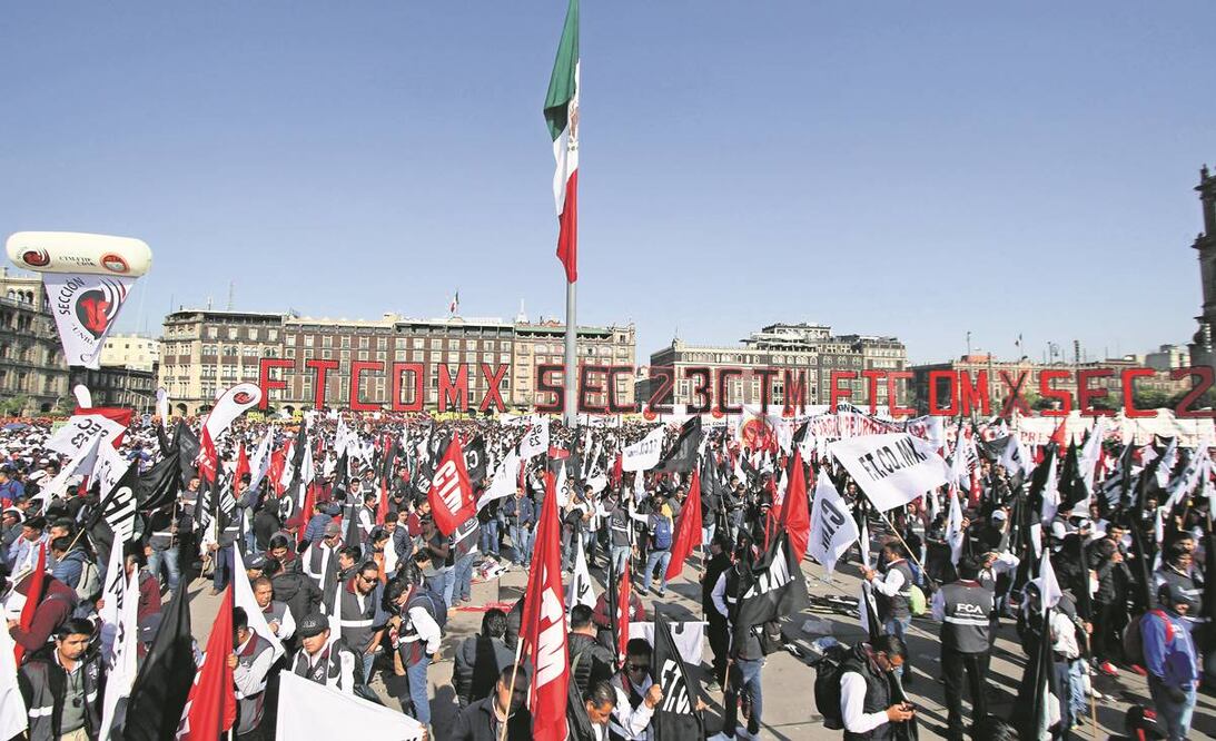 Desfile por el Día del Trabajo en el Zócalo de la Ciudad de México en 2019. Foto: Archivo