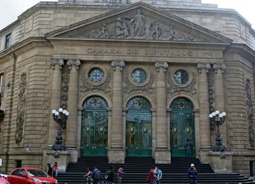 Van 33 diputados locales por la reelección