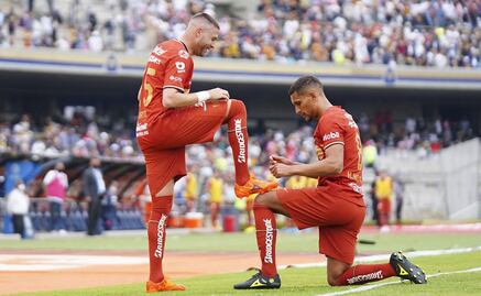 Pumas saca la casta y remonta en CU ante León