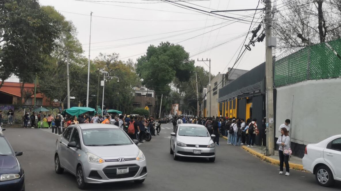 Confirman actividades normales en Prepa 6; hoy se reanudará la mesa de diálogo. Foto: Especial