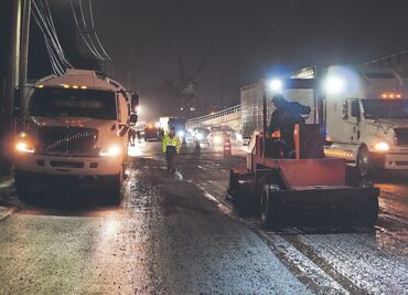 Anuncian bacheo nocturno en vialidades primarias de CDMX; intervendrán 10 km diarios hasta diciembre