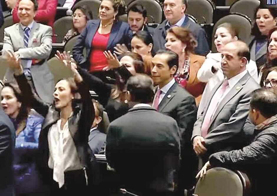 La disculpa no existe en el vocabulario político 