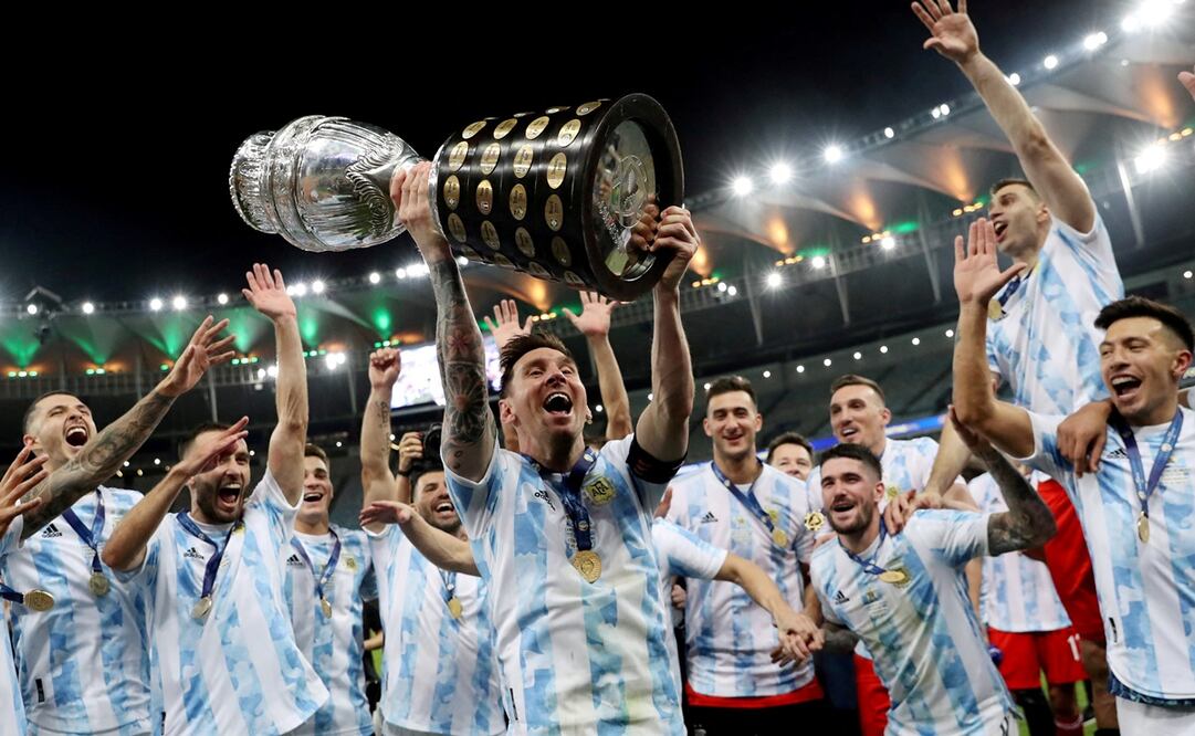 Lionel Messi y Argentina levantando la Copa América del 2021 - FOTO: Agencias