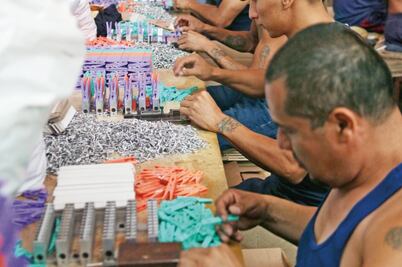 PRD llama a impulsar incremento a minisalario