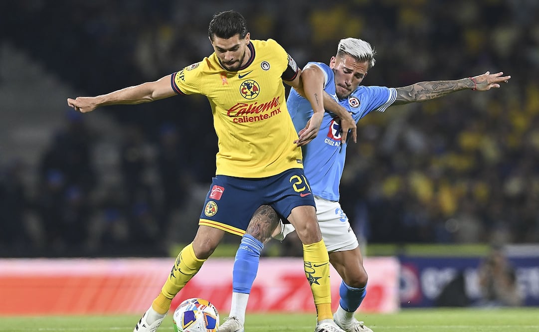 América y Cruz Azul durante la semifinal de ida del Clausura 2025, celebrada en el Estadio Olímpico Universitario - Foto: Imago7