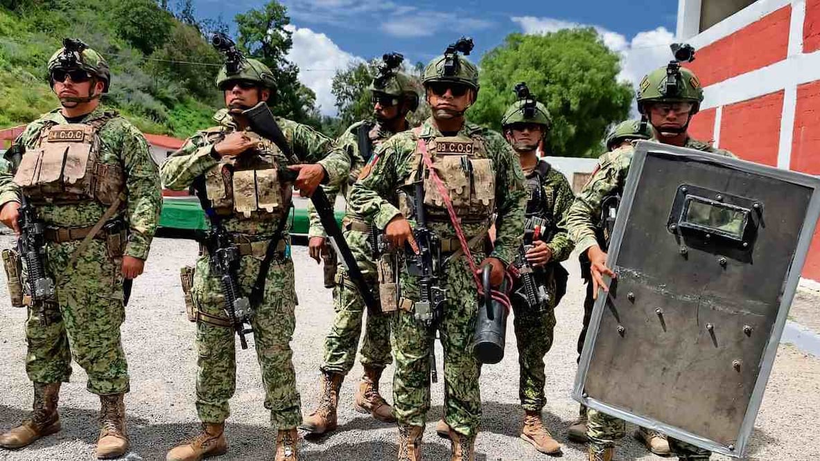 Iniciativa legal pretende proteger la integridad de los símbolos oficiales, insignias y uniformes militares y prevenir su uso indebido para fortalecer la confianza en las instituciones encargadas de la seguridad. Foto: Alberto González / EL UNIVERSAL