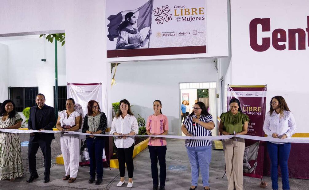 La presidenta Claudia Sheinbaum Pardo encabezó la inauguración del Centro Libre para las mujeres, en Temixco, Morelos. Foto: Hugo Salvador/EL UNIVERSAL