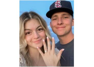 Mujer se casa con joven que le hizo bullying en el colegio y se hace viral