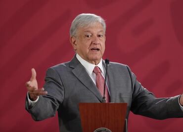 "Se quieren seguir rayando", dice AMLO sobre senadores priístas