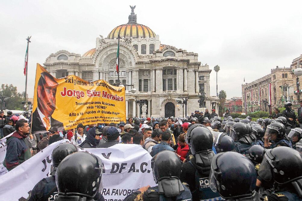 Vigilan 1,566 policías informe de Mancera