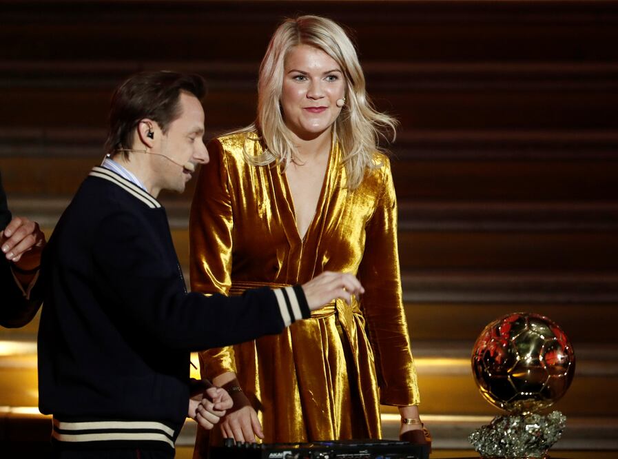 Ada Hegerberg y Martin Solveig / Reuters