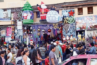 Ambulantes  piden “piso parejo” para romería 
