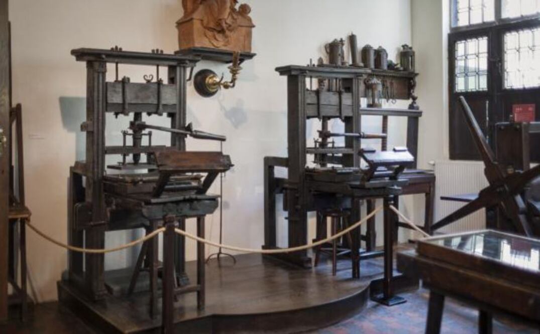 Las dos imprentas más antiguas (del siglo XV) hoy se exhiben en el museo Plantin Moretus ubicado en Amberes, Bélgica./ Museo Plantin Moretus