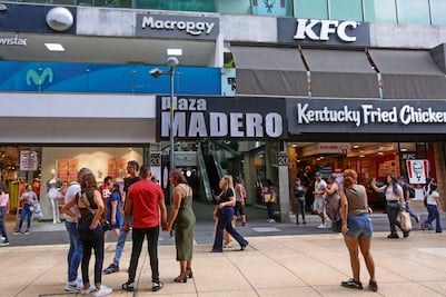 “Aquí no vendemos alcohol adulterado”