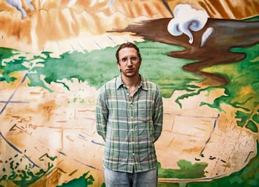 Lawrence Abu Hamdan, el artista que busca el significado político en ruidos como: "Se compran colchones, tambores, refrigeradores..."