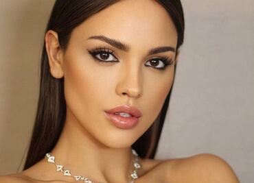 Eiza González ultra hot en un vestido lencero de leopardo