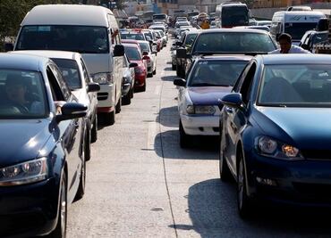 Mantienen bloqueos por gasolinazo en Naucalpan y Acolman