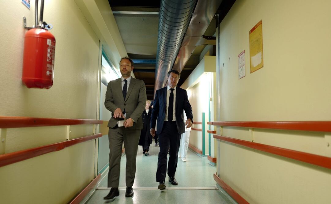 La víctima fue ingresada anoche en el hospital parisiense de la Pitié-Salpêtrière en un estado "gravísimo"