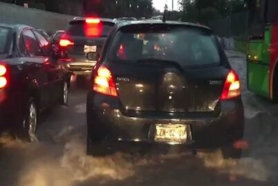 Lluvía causa afectación vial e inundaciones en Santa Fe