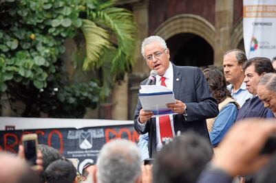 Gobierno da a UAEM 50 mdp para sueldos