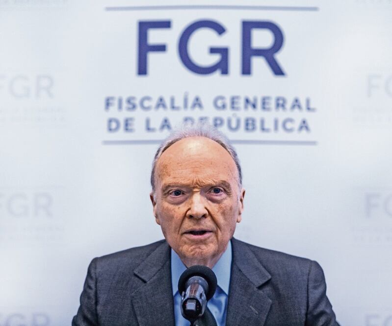 El fiscal General de la República, Alejandro Gertz, informó que el exdirector de la Agencia de Investigación Criminal, Tomás Zerón, huyó de México y ya es buscado por la Interpol . Archivo EL UNIVERSAL