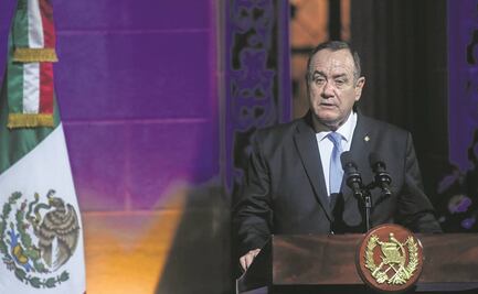 Presidente de Guatemala dice que Estados Unidos tiene planes de derrocarlo