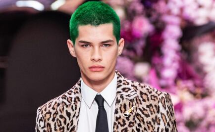 Mexican model makes his debut at Versace