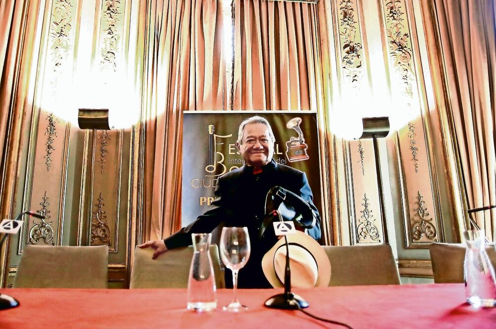 Uno de los grandes exponentes del género, Armando Manzanero, en un homenaje en Madrid en el Festival Internacional del Bolero de 2017. Foto: Archivo / EL UNIVERSAL