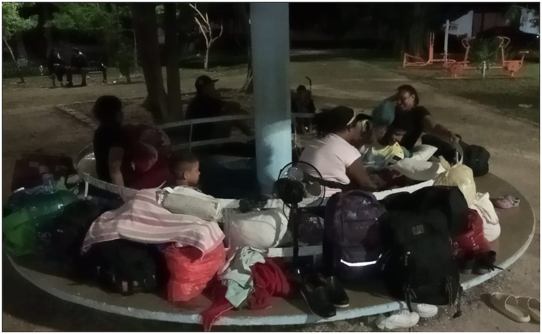 Tres familias de venezolanos son abandonados en Mérida, Yucatán tras engaños de funcionarios del INM (21/1172024). Foto:  Especial