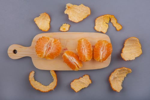¿Cómo aprovechar las cáscaras y hojas de mandarina?; conoce estos usos alternativos para los residuos del cítrico