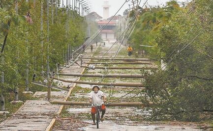 "Delta" sólo despeina península de Yucatán: huracán queda en susto