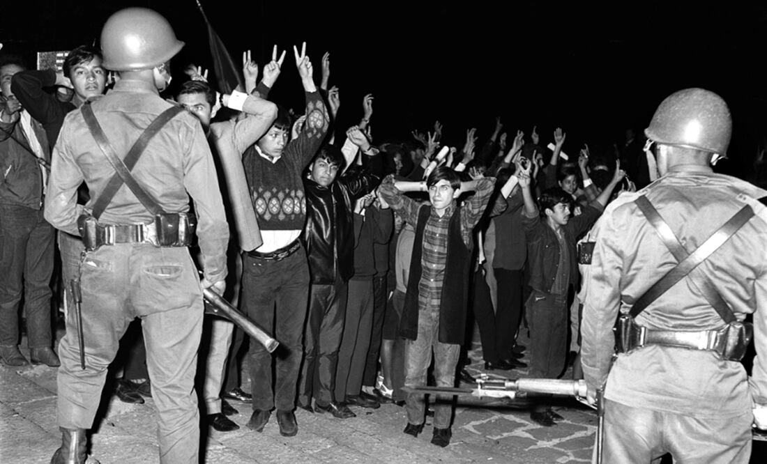 Five images of student protests and the Olympic Games accompany the texts that tell the story of how the young people of 1968 demanded a new social order - Photo: File photo/EFE