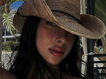 María Chacón luce el traje de baño más elegante de todos