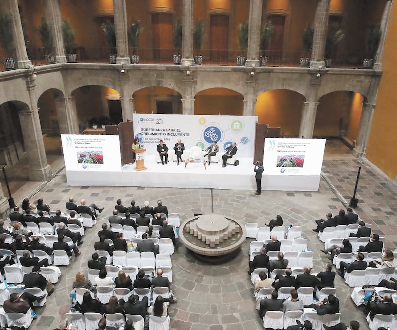 Además de oficinas, las instalaciones del Club de Banqueros en el Centro Histórico de la CDMX se usan para eventos sociales y conferencias. Foto: ARCHIVO EL UNIVERSAL