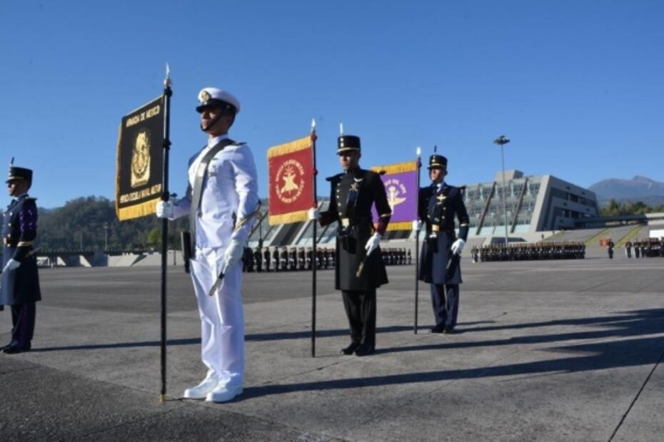 Abanderan a cadetes que participarán en desfile de República Dominicana