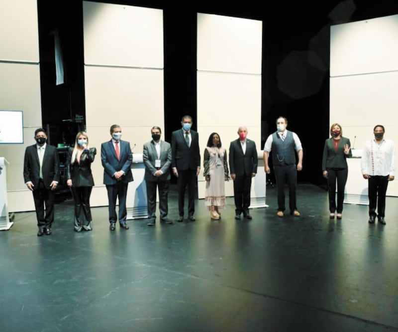 La noche del domingo, los nueve candidatos a la gubernatura plantearon su propuesta de trabajo. Foto: ESPECIAL