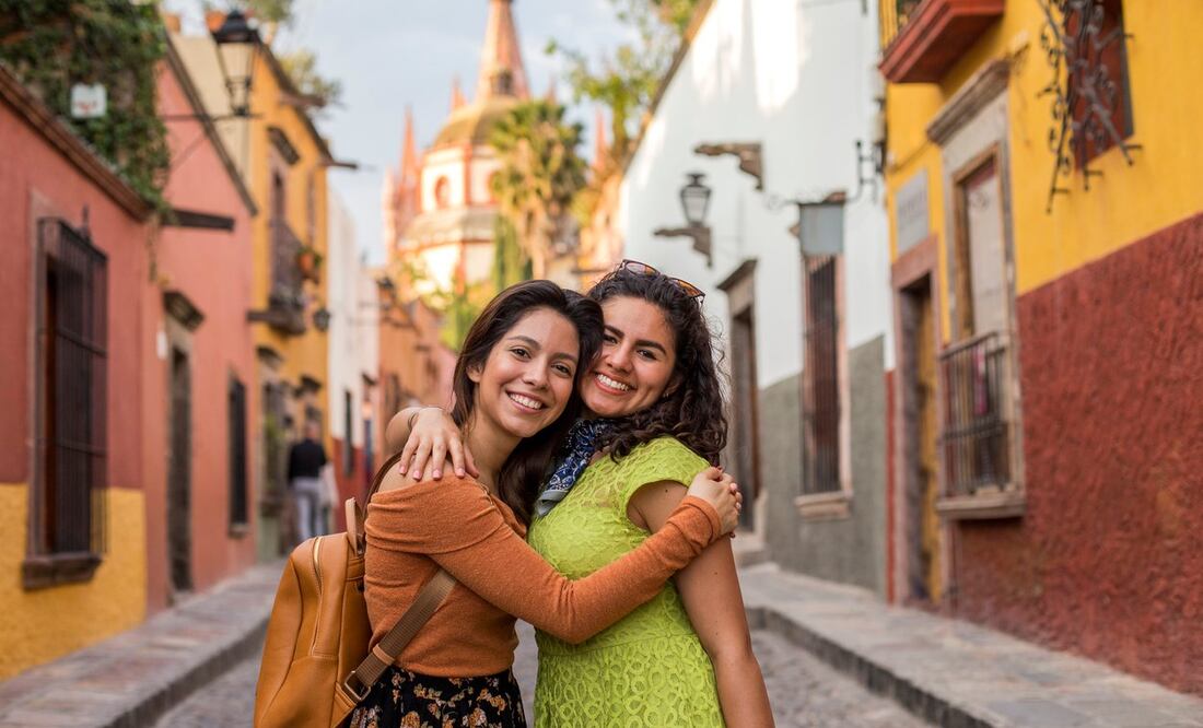 ¿Te vas de vacaciones? Ahorra para tus "chuchulucos". Foto: Istock