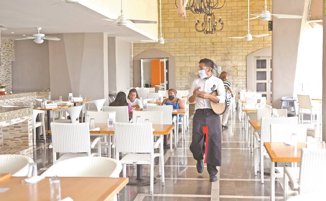 De acuerdo con el análisis de BBVA, existe una brecha de 588 mil empleos formales en México. Foto: Archivo/ El Universal.