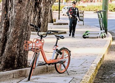 Chocan Semovi y Mobike por permiso