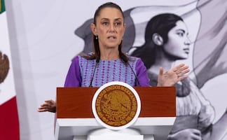 Sheinbaum confía en la FGR sobre casos Rubén Rocha y agentes de la CIA en Chihuahua; pide revisión "exhaustiva"