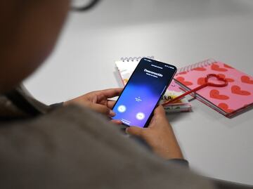 ¿Cómo proteger las cuentas de WhatsApp y Google ante la técnica de "ataques de fuerza bruta"?