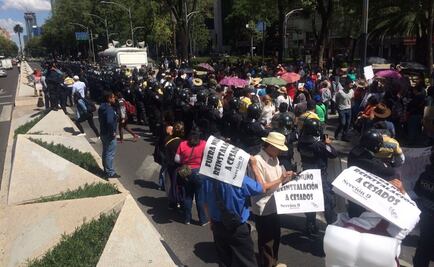Marchan maestros de la CNTE a la SEP