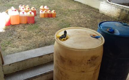 Aseguran más de 800 litros de combustible ilegal en Chiapas