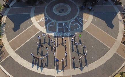 Periodistas realizan cadena humana en Sonora